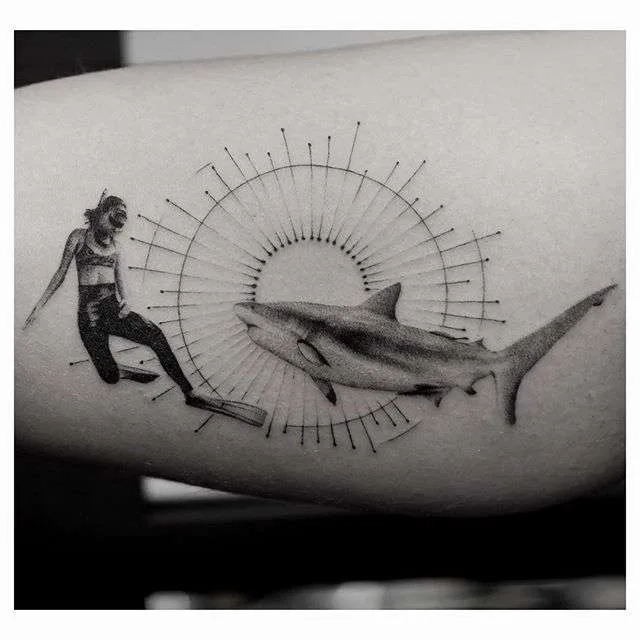 Tattoo artist Balazs Bercsenyi black minimalistic abstraction tattoo | Тату мастер Balazs Bercsenyi черно-белые минималистические абстрактные тату